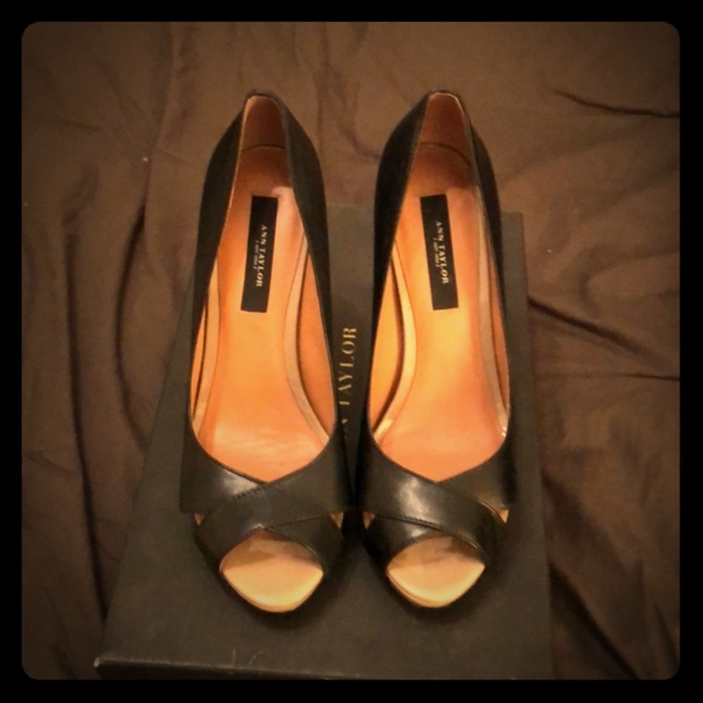 Ann Taylor open toed Cheri Heels